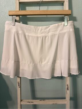 Tasc Women’s White Tennis Athletic Skort Bamboo Size L